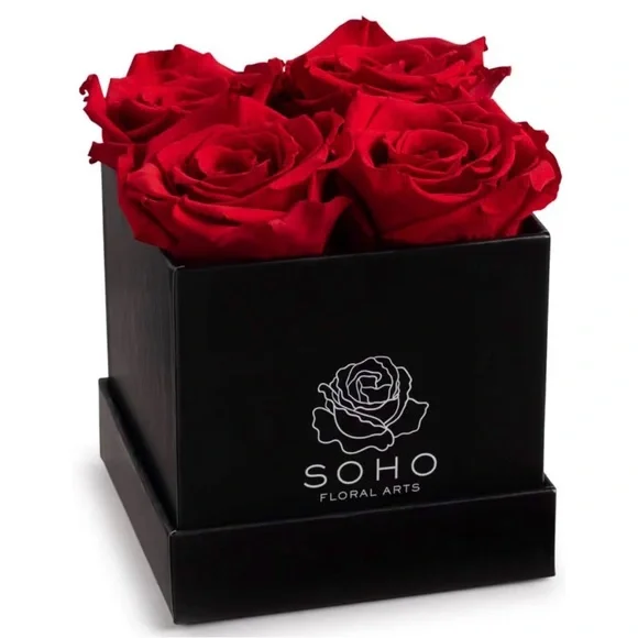 Forever Roses - Picture 1 of 7